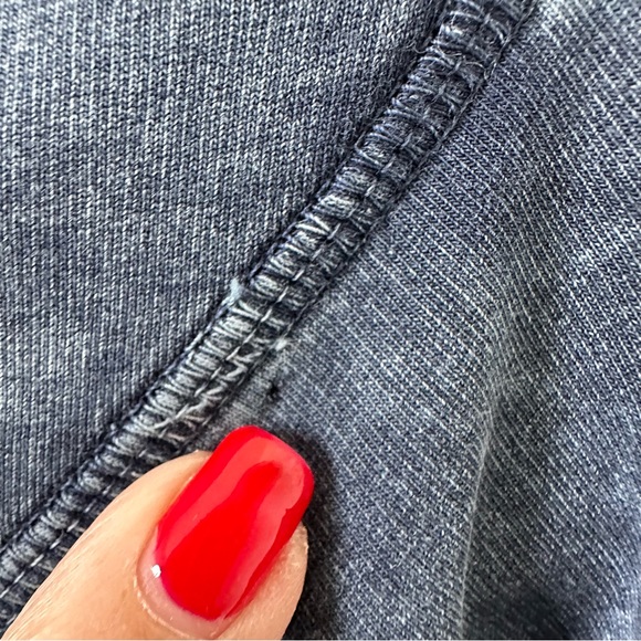 Chico’s Zenergy placed floral scroll tunic midnight Size 2 (Large) NWT - Picture 8 of 9